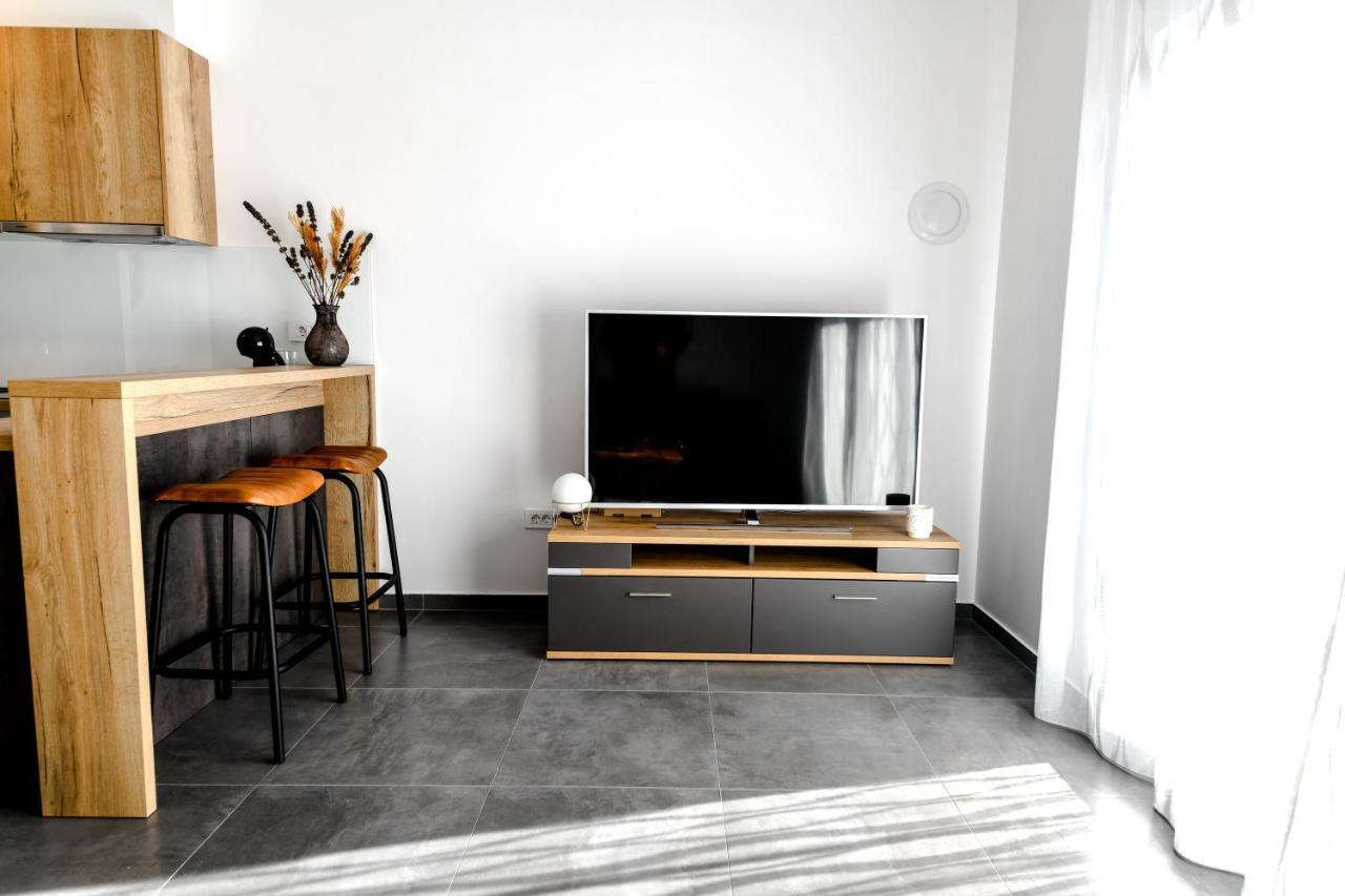Spacious Apartment Nero With Free Parking زادار المظهر الخارجي الصورة