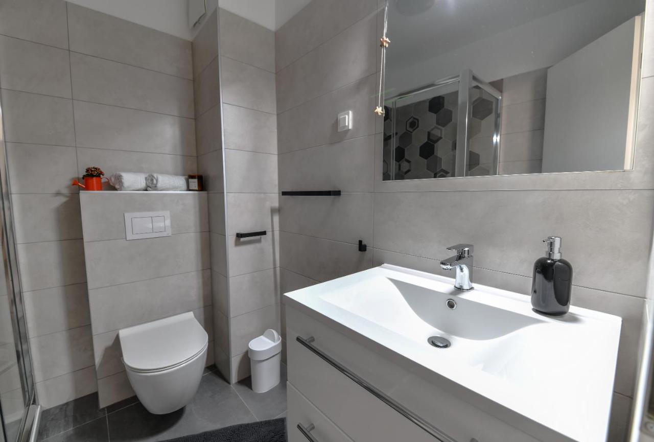 Spacious Apartment Nero With Free Parking زادار المظهر الخارجي الصورة