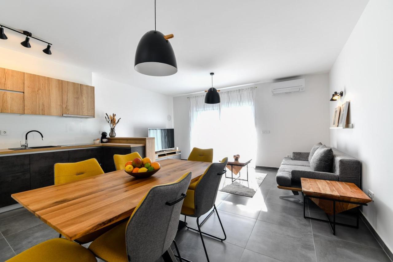 Spacious Apartment Nero With Free Parking زادار المظهر الخارجي الصورة